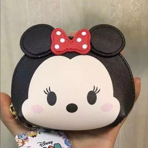 - NWT Disney Tsum Tsum Minnie coin bag